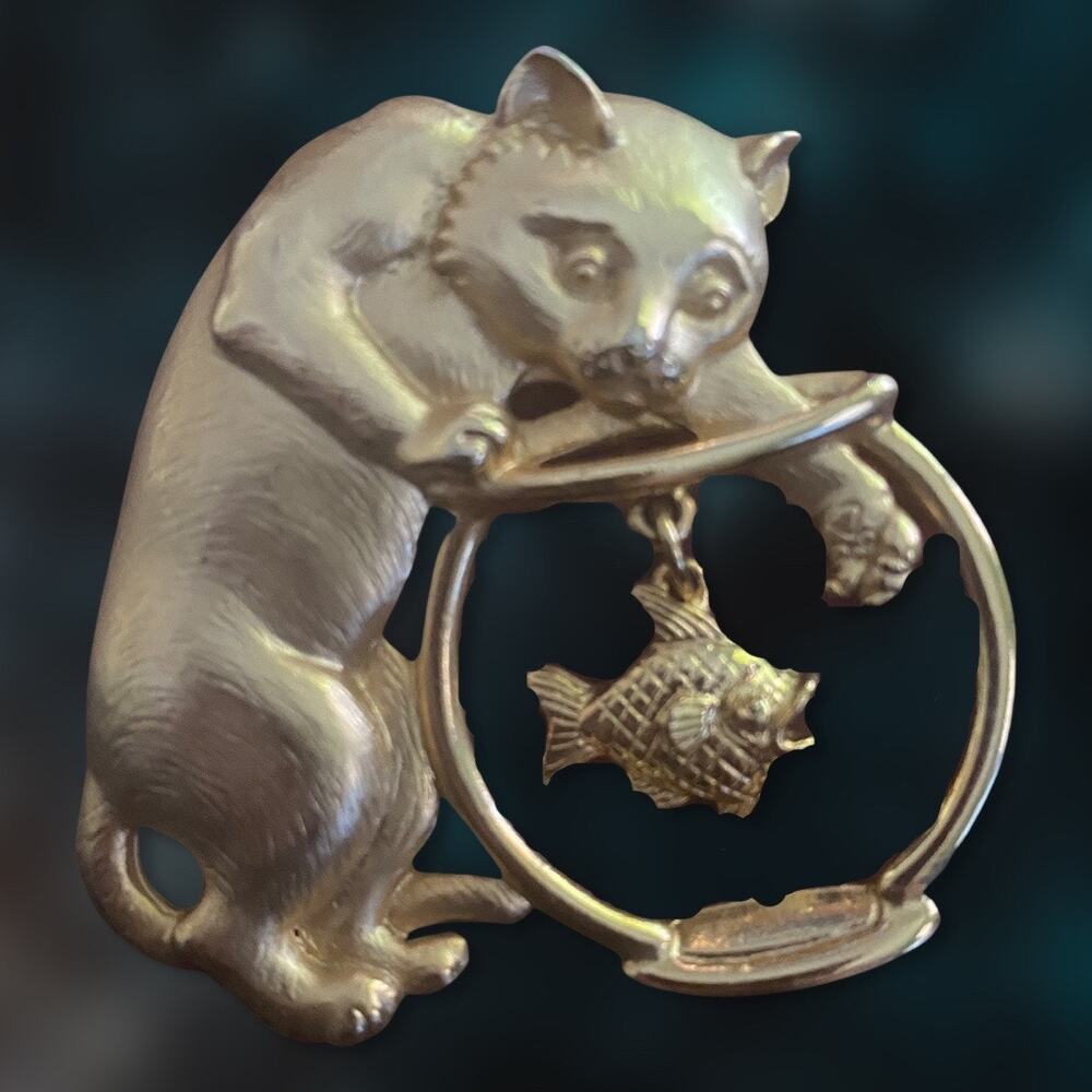Vintage JJ Signed Cat in Fish Bowl Gold Tone Brooch
